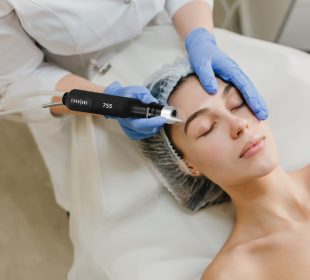 Tips For Choosing The Right Picosure Laser Singapore Clinic